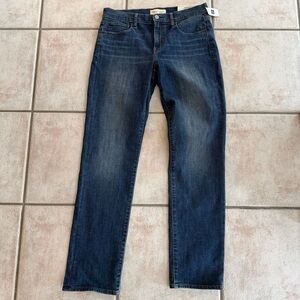 New Gap Straight Leg jeans size 31 R